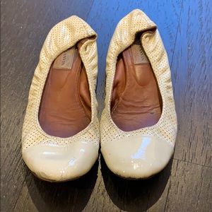 White/ Cream leather flats